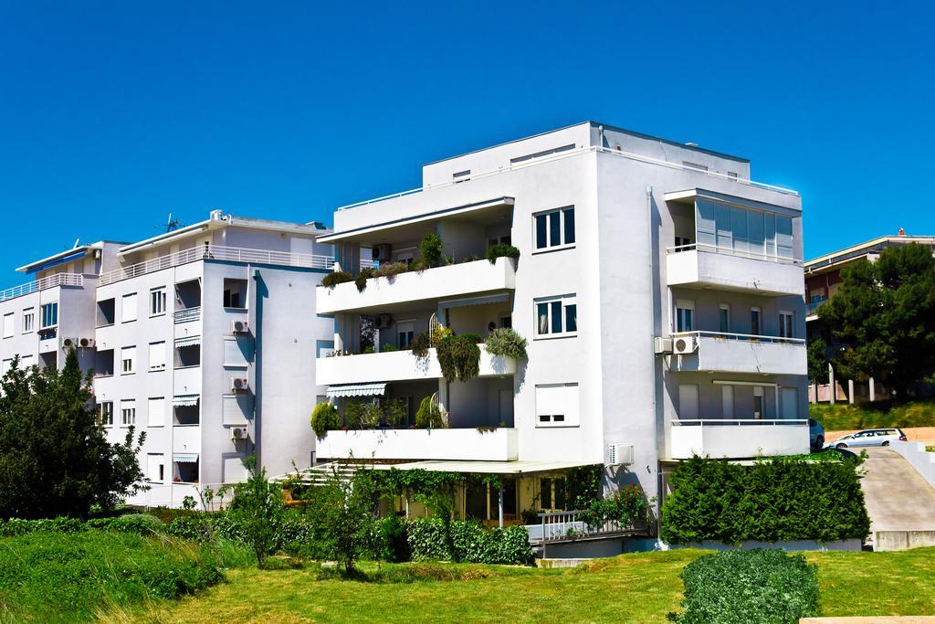 Apartments Zenta Split Exterior photo